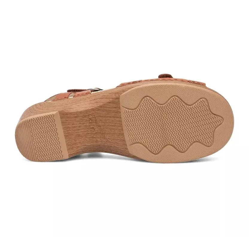 Dansko Women's Season Camel Full Grain Leather 9849982200