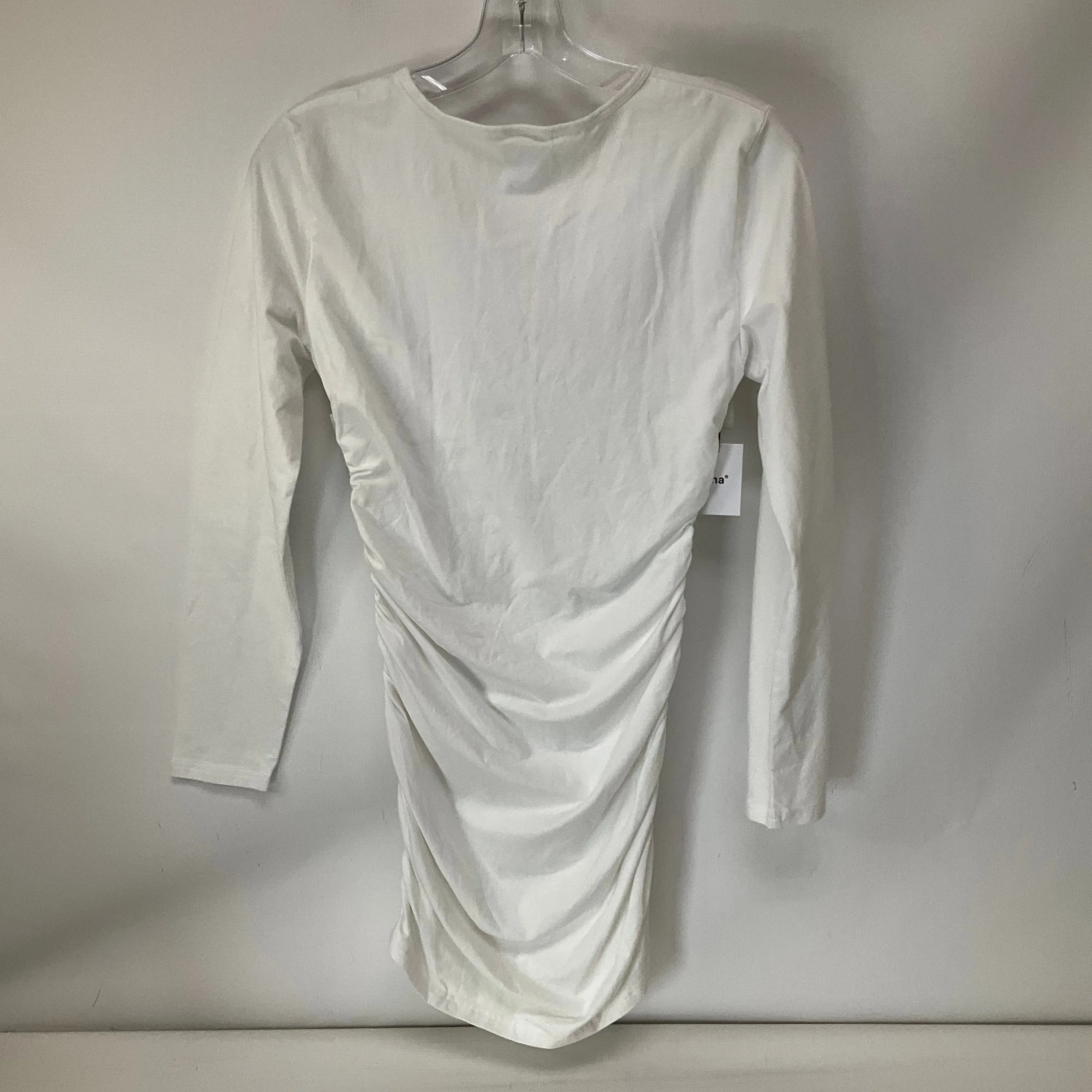 Dress Casual Short By Aritzia In White, Size: M