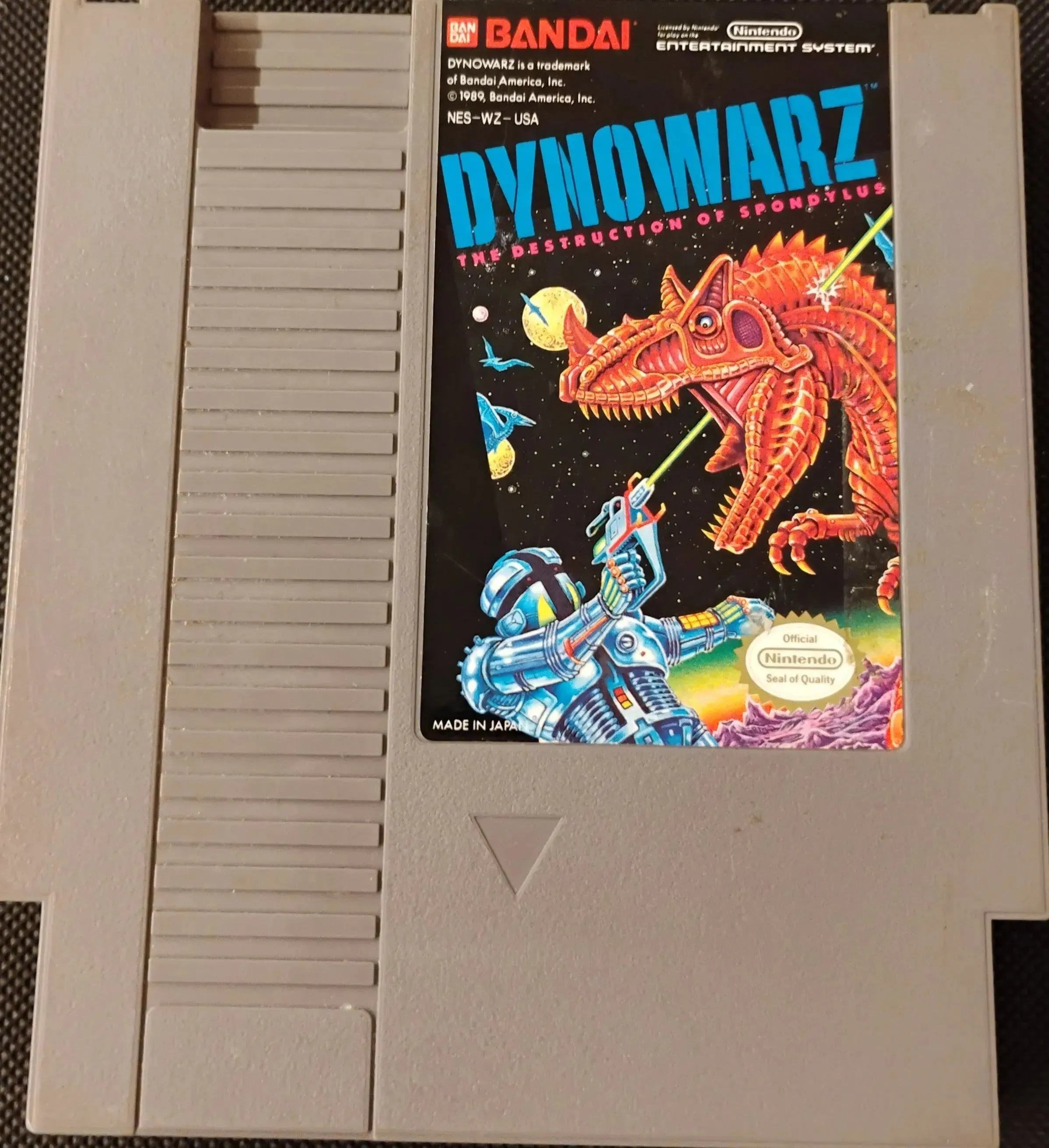 Dynowarz (USA) (Kosmetiske fejl)