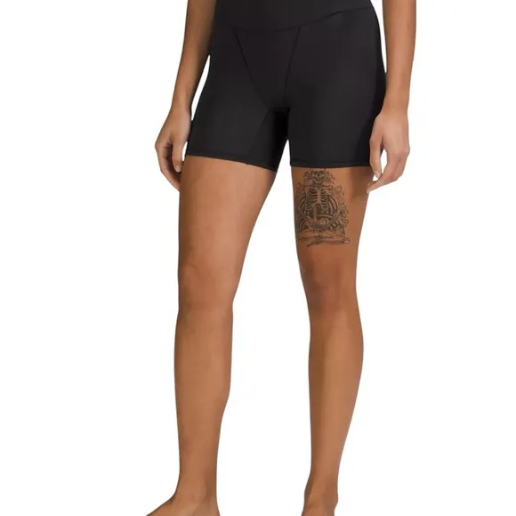Lululemon Black Under Ease  High Rise Shortie 2 Pair Medium