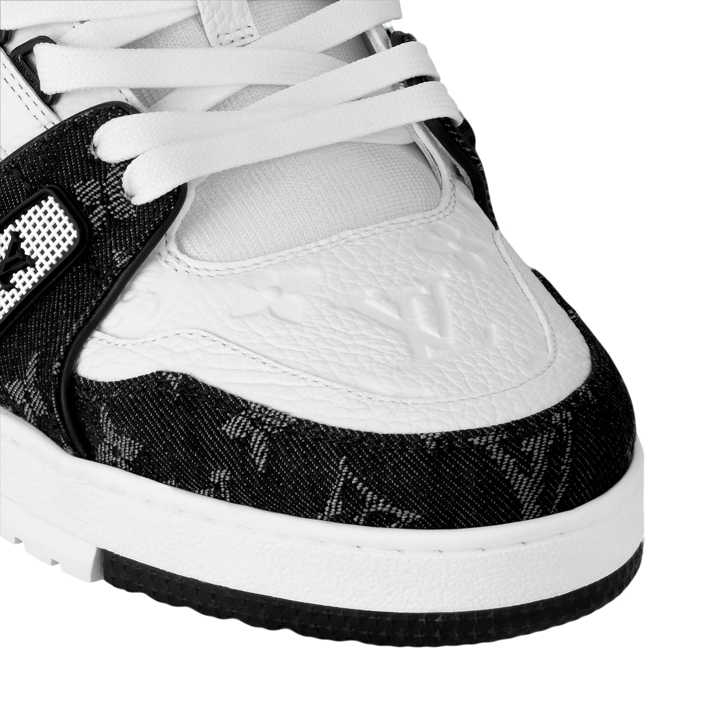 LV Men's Trainer Sneaker