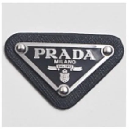 METAL SHOE CHARMS - METAL BLACK TRIANGLE