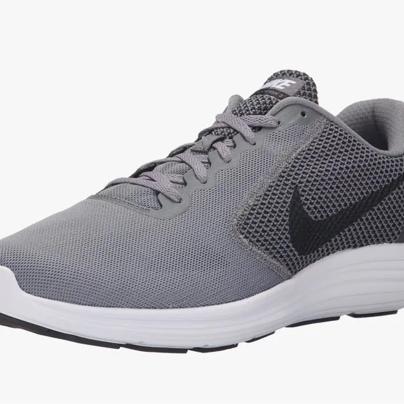 NIKE REVOLUTION 3 RUNNING SHOE